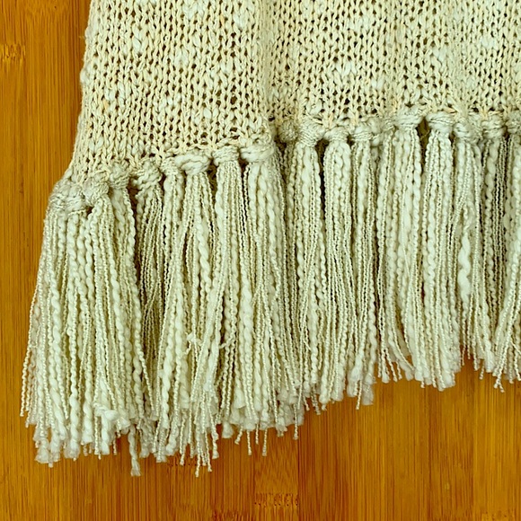 Boho Knitted Summer Tank with Open Back - Picture 2 of 3